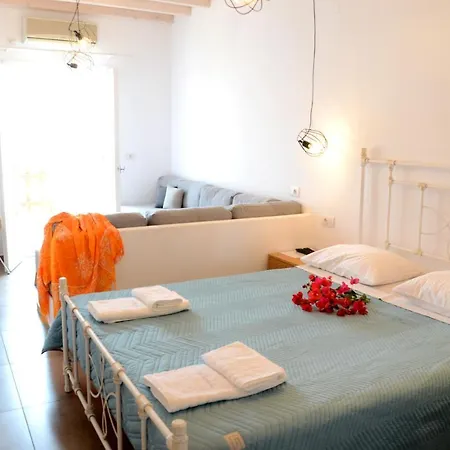 Filoxenia * Kythnos